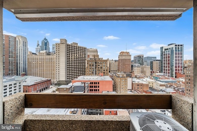 Center City One unit 1701, Philadelphia, PA 19107 - photo 5