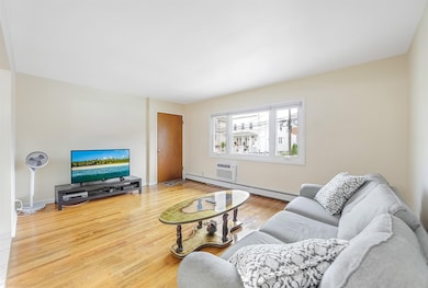 219 Cliff St, Cliffside Park, NJ 07010 - photo 6