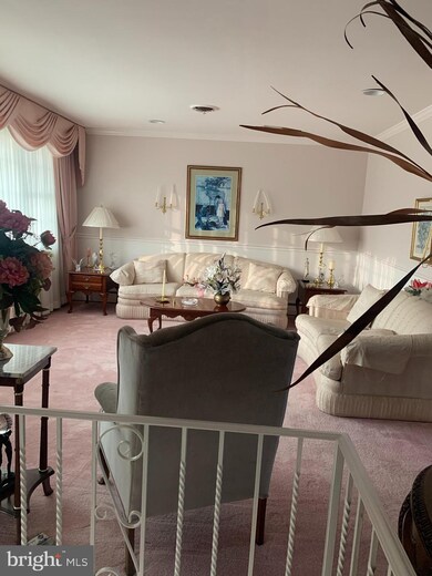 141 Glenn Oak Rd, Norristown, PA 19403 - photo 2