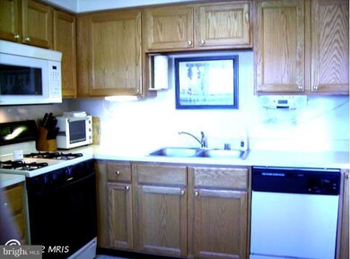 513 Constant Ridge Ct, Abingdon, MD 21009 - photo 5