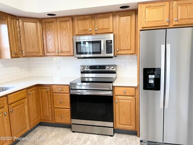 147 Woodring Rd, Drums, PA 18222 - photo 5