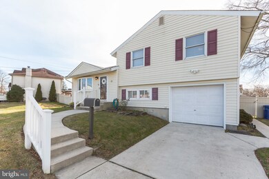 11 Arlington Ave, Maple Shade, NJ 08052 - photo 2