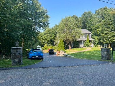 27 Westview Dr, Oxford, MA 01540 - photo 2