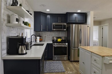 6815 Mount Shasta Ave, Joshua Tree, CA 92252 - photo 3