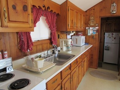 7 Knollview Rd(winter Rental) unit D, Bourne, MA 02532 - photo 6