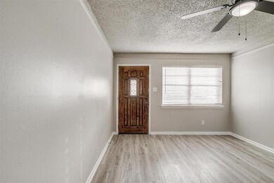 853 Jerry Ln, Bedford, TX 76022 - photo 2