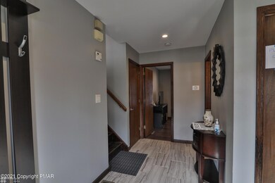 2417 Horseshoe Dr, East Stroudsburg, PA 18301 - photo 6