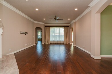 5910 Brigstone Park Dr, Katy, TX 77450 - photo 5