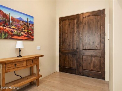 05-Interior Entry Way