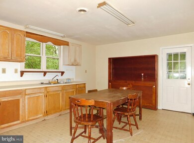 7333 Opal Rd, Warrenton, VA 20186 - photo 6