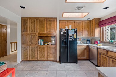 3400 Cheyenne Dr, Grants Pass, OR 97527 - photo 3