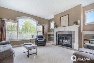2333 Cascade Pointe Ct SE, Grand Rapids, MI 49546 - photo 3