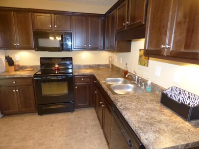 196 Crossfield Dr, Mount Washington, KY 40047 - photo 7