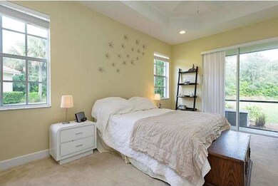 Master Suite (Downstairs)