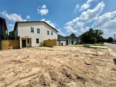 7802 Hanfro Ln, Houston, TX 77088 - photo 5