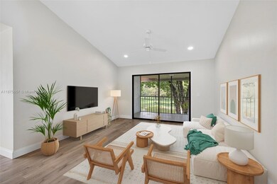 19 Lexington Ln W unit E, Palm Beach Gardens, FL 33418 - photo 5