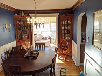 841 S Broadleigh Rd, Columbus, OH 43209 - photo 4