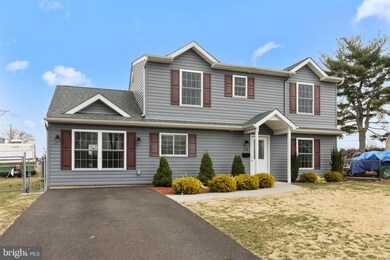 118 Idlewild Rd, Levittown, PA 19057 - photo 3