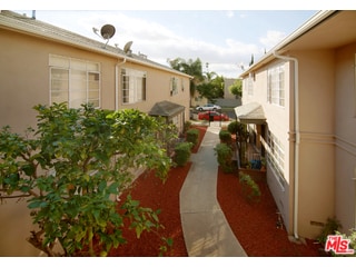 970 N. Serrano Ave., Los Angeles, CA 90029 - photo 5
