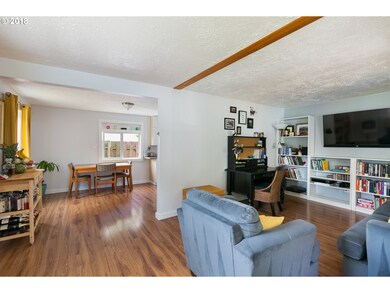 Living Room/Dining Room