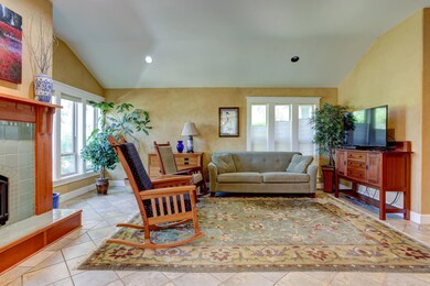 23085 Chisholm Trail--5