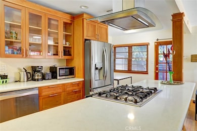 15123 Killion St, Sherman Oaks, CA 91411 - photo 5