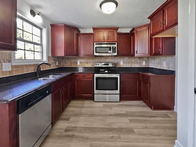 743 Sleek Fox Dr, Clarksville, TN 37040 - photo 5