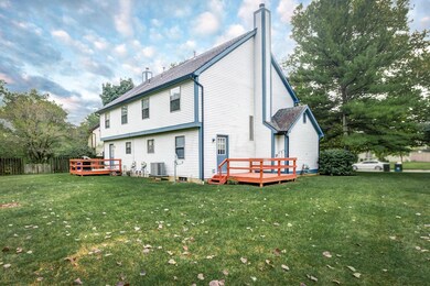 05 - 1432 Donwalter Lane-5.jpg