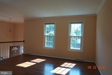 4924 King Solomon Dr, Annandale, VA 22003 - photo 5