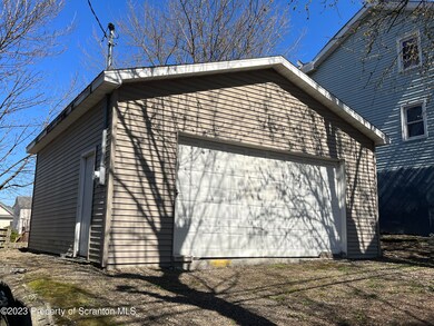 227 S Webster Ave, Scranton, PA 18505 - photo 6