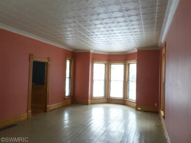 110 Locust St E, Three Oaks, MI 49128 - photo 5