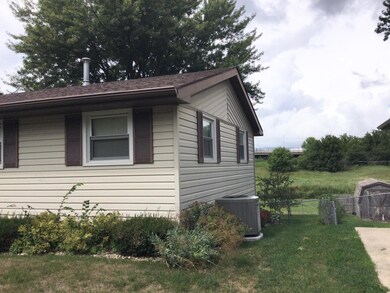 1114 Janson St, Albert Lea, MN 56007 - photo 3