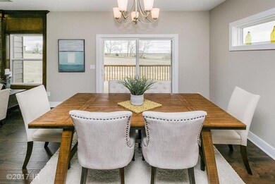 9635 Marnewood Dr, Johnston, IA 50131 - photo 5