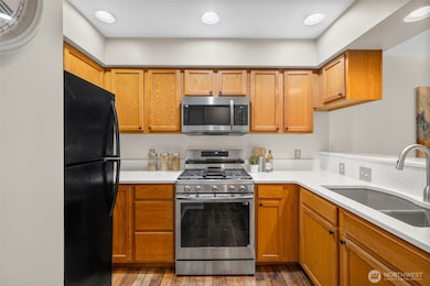 22638 44th Ave W unit 6, Mountlake Terrace, WA 98043 - photo 7