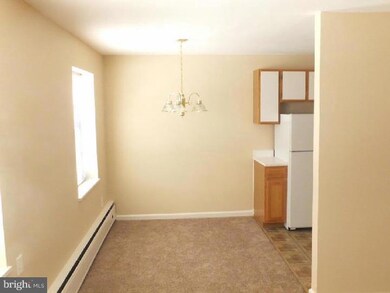 859 Old Lancaster Rd unit 10 A, Bryn Mawr, PA 19010 - photo 2