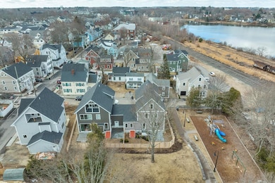 95 Brewster St, Portsmouth, NH 03801 - photo 3