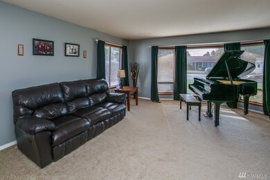 1261 Garden Cir, Lynden, WA 98264 - photo 4