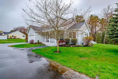 56 Lone Pine Ln, Yarmouth, ME 04096 - photo 2