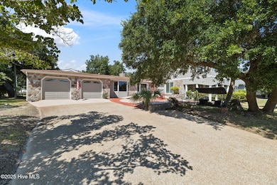 1984 Kings Landing Rd, Hampstead, NC 28443 - photo 3