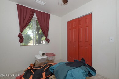 13 Bedroom2 2