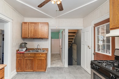 1311 Kane St, Aurora, IL 60505 - photo 6