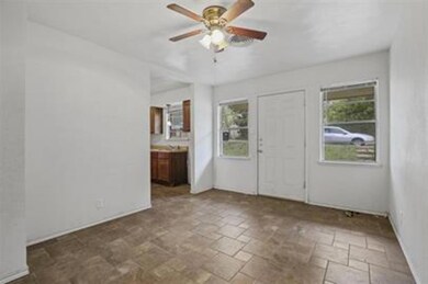 823 W Monterey St unit A, Denison, TX 75020 - photo 5