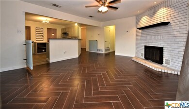 2703 Phyllis Dr, Copperas Cove, TX 76522 - photo 2