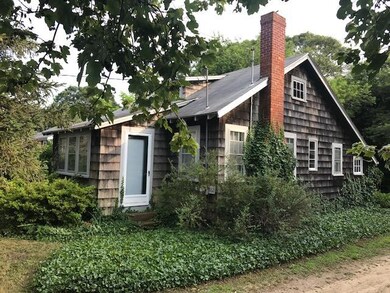 162 New York Ave, Oak Bluffs, MA 02557 - photo 2