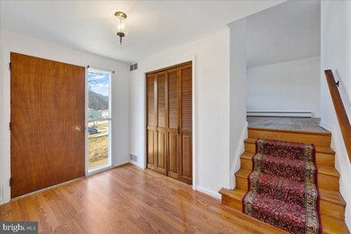 8 Woodbury Ct, Wilmington, DE 19805 - photo 3