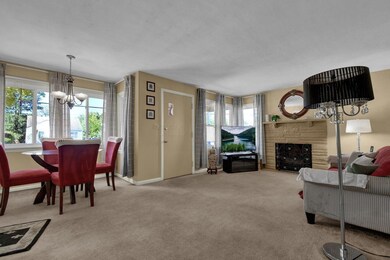 Living Rm