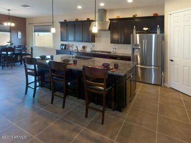 004_Kitchen