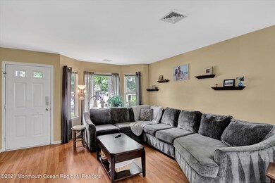 28 Stirrup Ct unit 5, Tinton Falls, NJ 07753 - photo 5