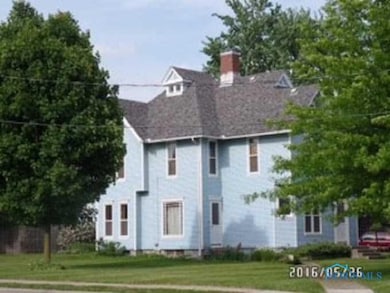 305 E Church St, West Unity, OH 43570 - photo 2