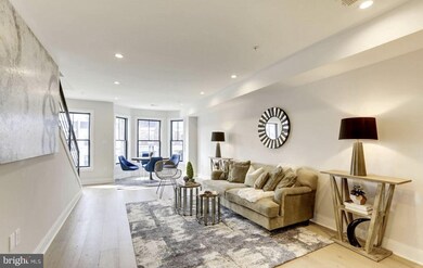 425 Newton Place NW unit B, Washington, DC 20010 - photo 2